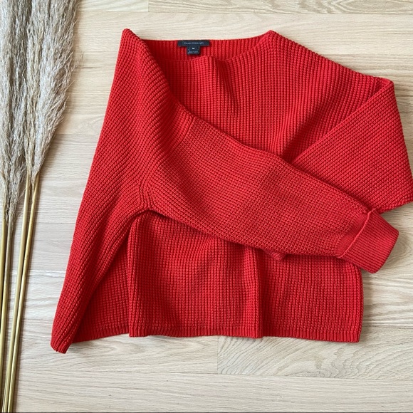 SOLD | French Connection | Red Waffle Knit Pullover Sweater | Size Medium - Picture 9 of 11